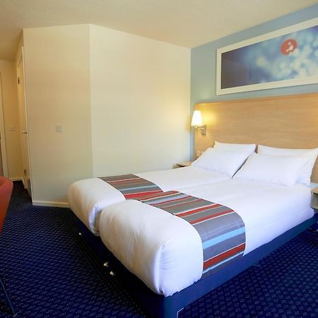แทรเวลลอดจ์ กลาสโกว์ แอร์พอร์ต Hotel ภายนอก รูปภาพ