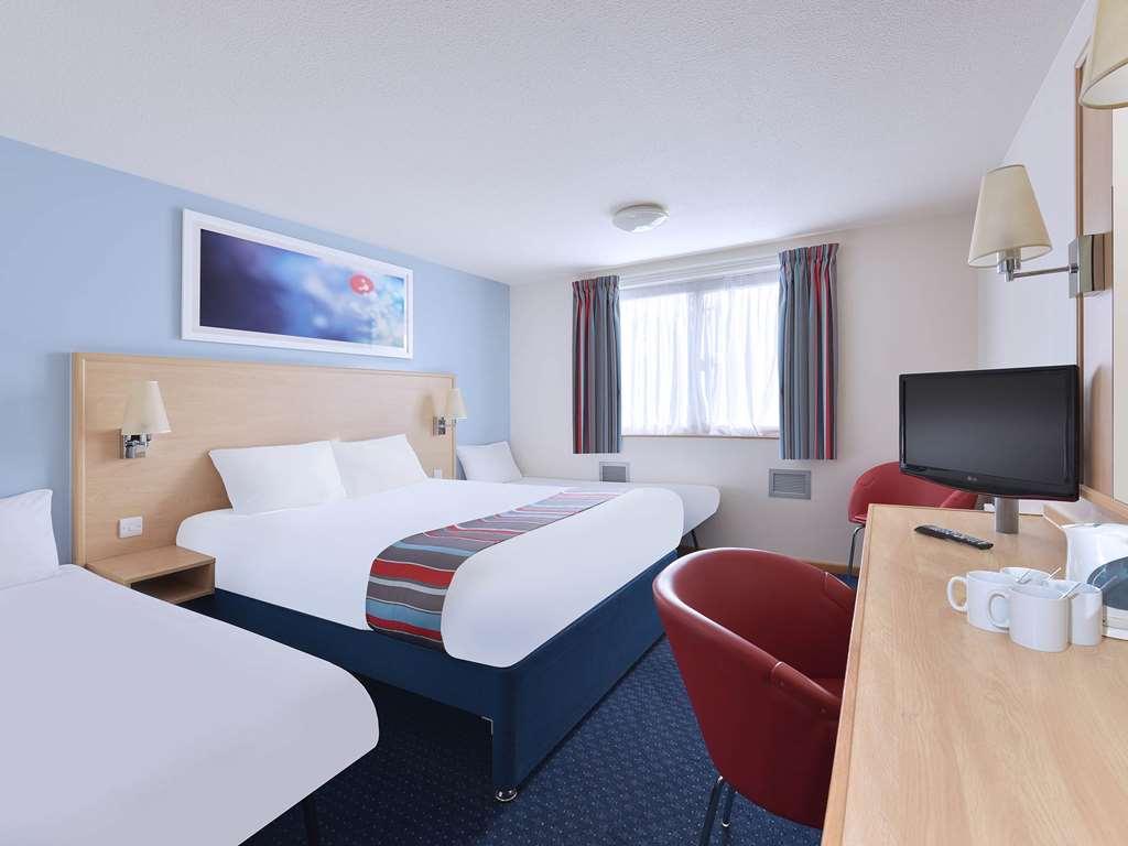 แทรเวลลอดจ์ กลาสโกว์ แอร์พอร์ต Hotel ห้อง รูปภาพ