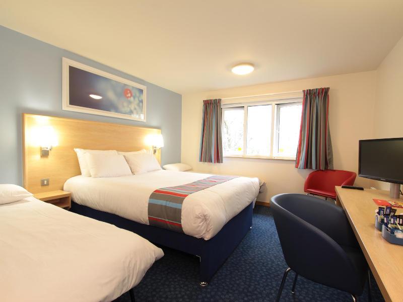 แทรเวลลอดจ์ กลาสโกว์ แอร์พอร์ต Hotel ภายนอก รูปภาพ