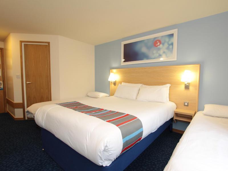 แทรเวลลอดจ์ กลาสโกว์ แอร์พอร์ต Hotel ภายนอก รูปภาพ